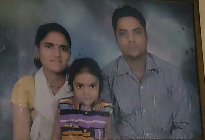  सरायकेला : गम्हरिया में कैंसर से जूझ रहे टाटा स्टील अधिकारी ने परिवार समेत की आत्महत्या, पुलिस को नहीं मिला कोई सुसाइड नोट